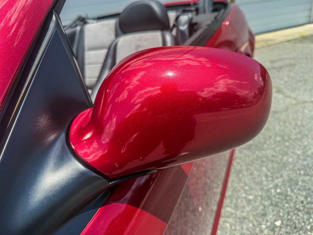 Used 2004 Ford Mustang Cobra RWD image 18