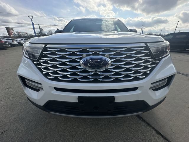 Used 2020 Ford Explorer Platinum w/ Premium Technology Package image 32