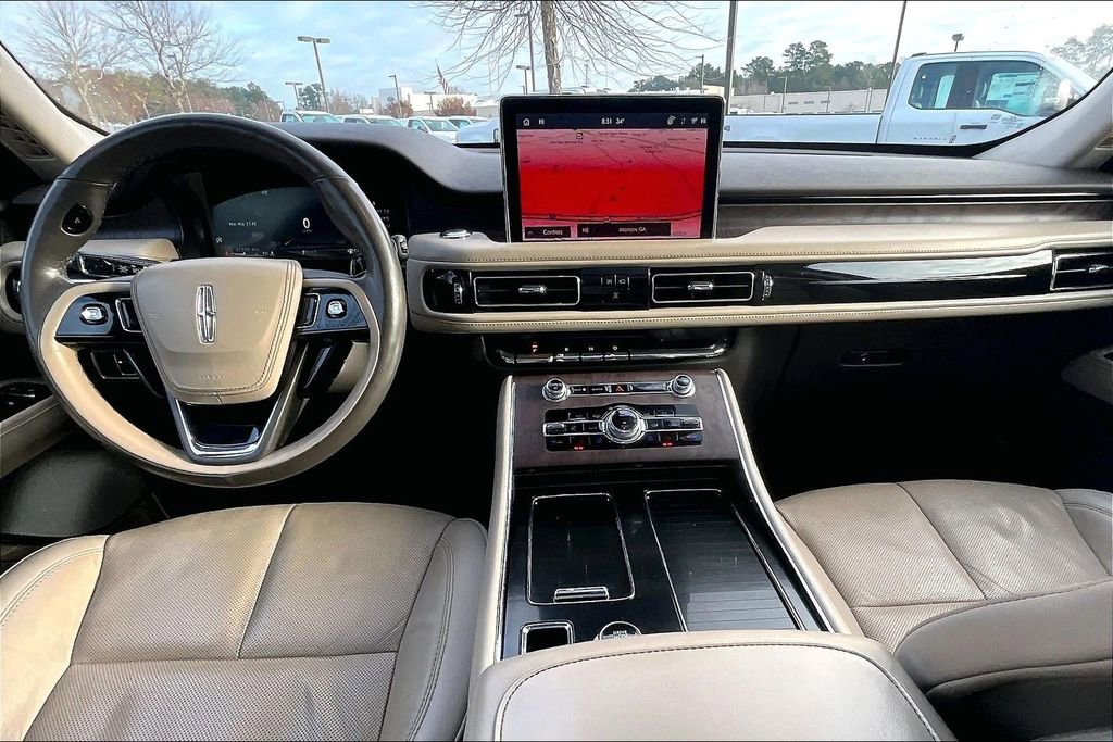 Used 2022 Lincoln Aviator Reserve w/ Equipment Group 201A RWD image 15
