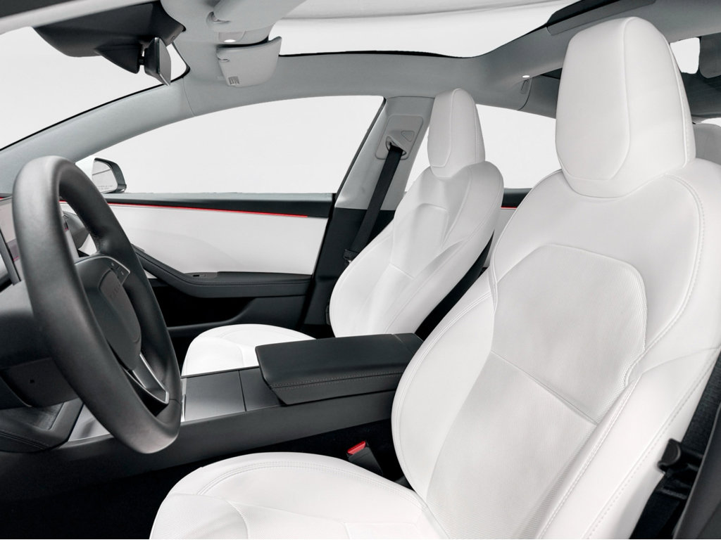 Used 2025 Tesla Model 3 Long Range image 15