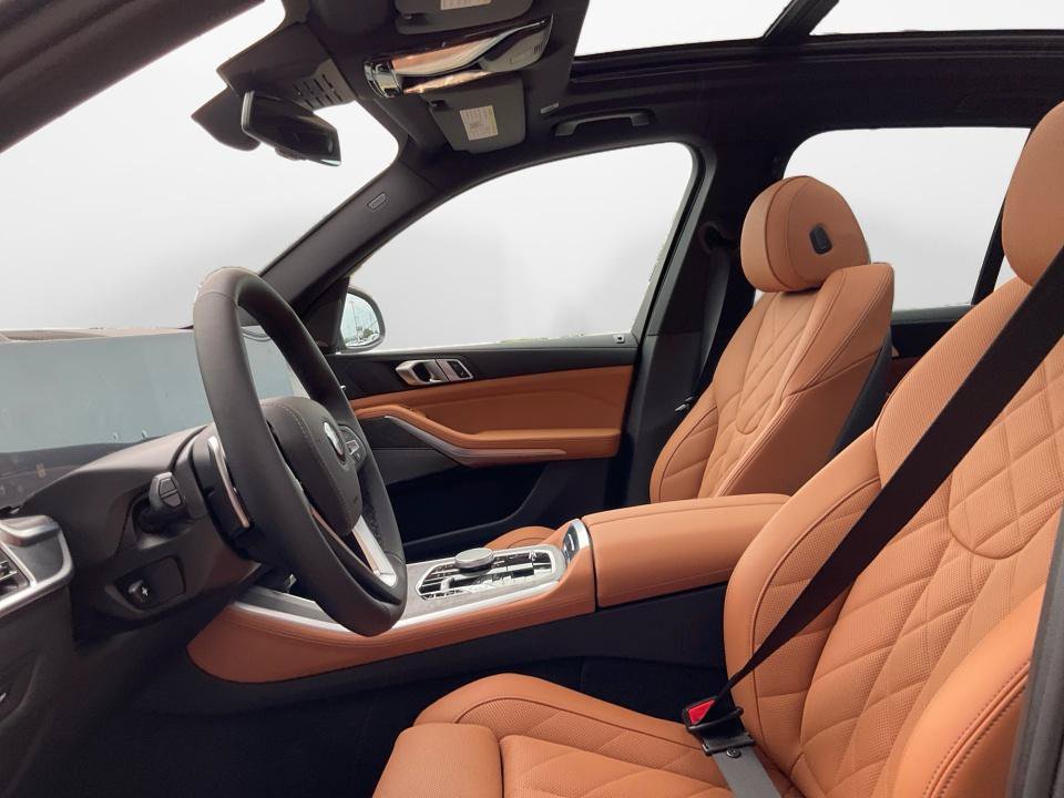 New 2026 BMW X5 xDrive50e AWD/4WD image 9