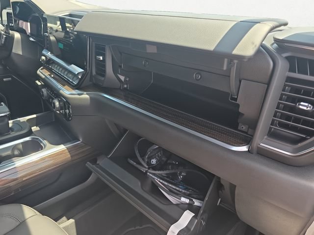 New 2026 Chevrolet Silverado 1500 RST w/ Safety Package AWD/4WD image 16