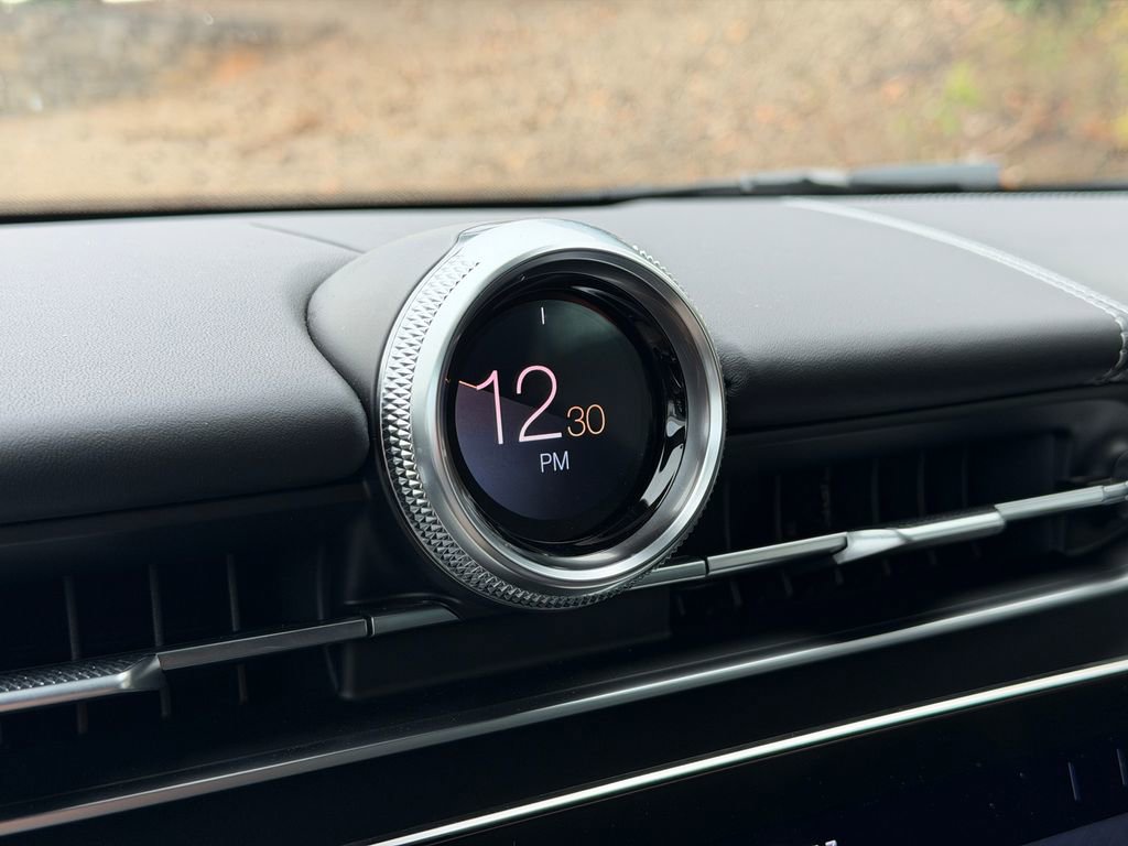 New 2025 Maserati Grecale Trofeo image 17