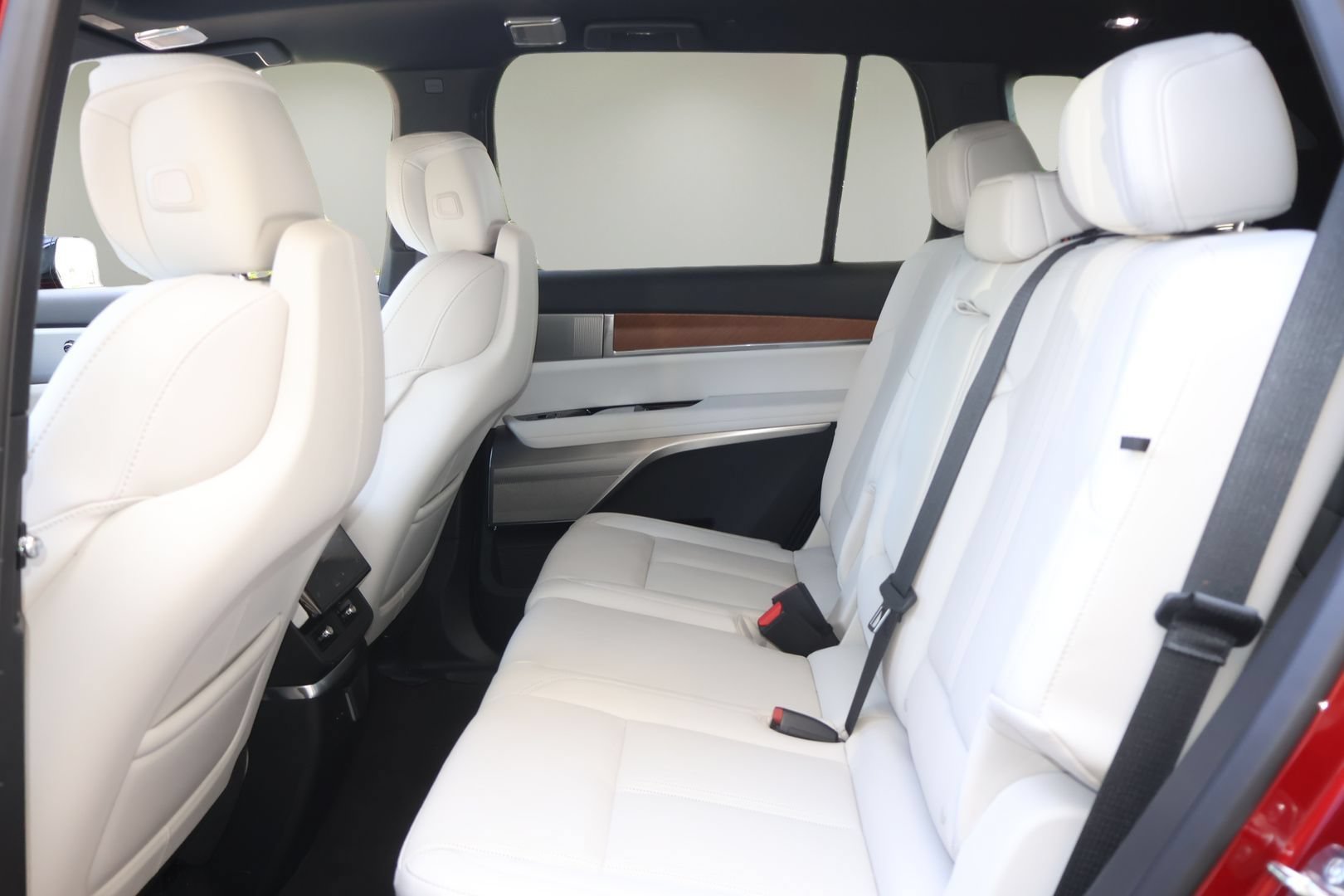 New 2026 Cadillac Vistiq Luxury AWD/4WD image 13