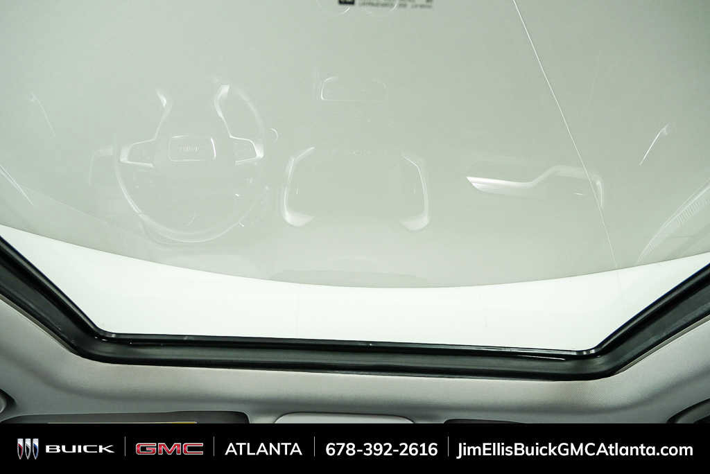Used 2024 GMC Terrain SLE w/ Driver Convenience Package FWD image 20