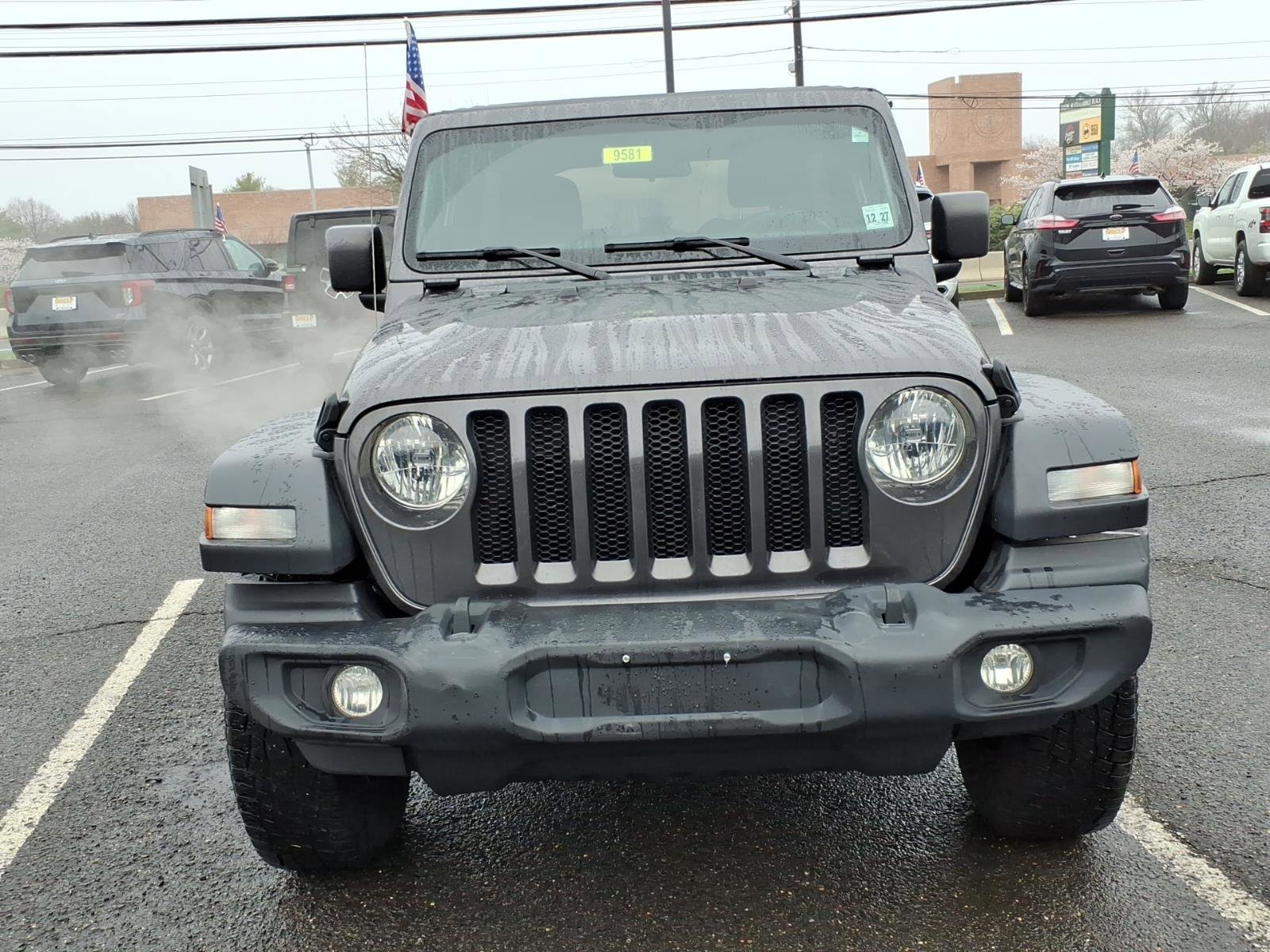 Used 2023 Jeep Wrangler Unlimited Sport AWD/4WD image 2
