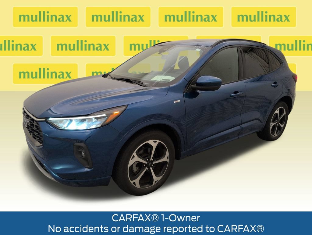 Used 2023 Ford Escape ST-Line Select w/ Tech Pack #2 AWD/4WD image 11