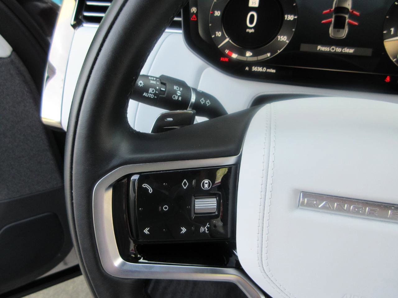 Used 2024 Land Rover Range Rover Sport SE image 49