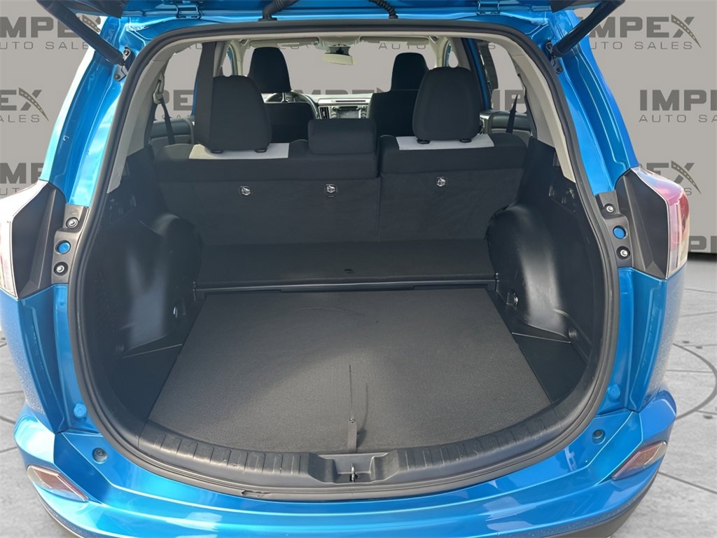 Used 2018 Toyota RAV4 XLE image 26