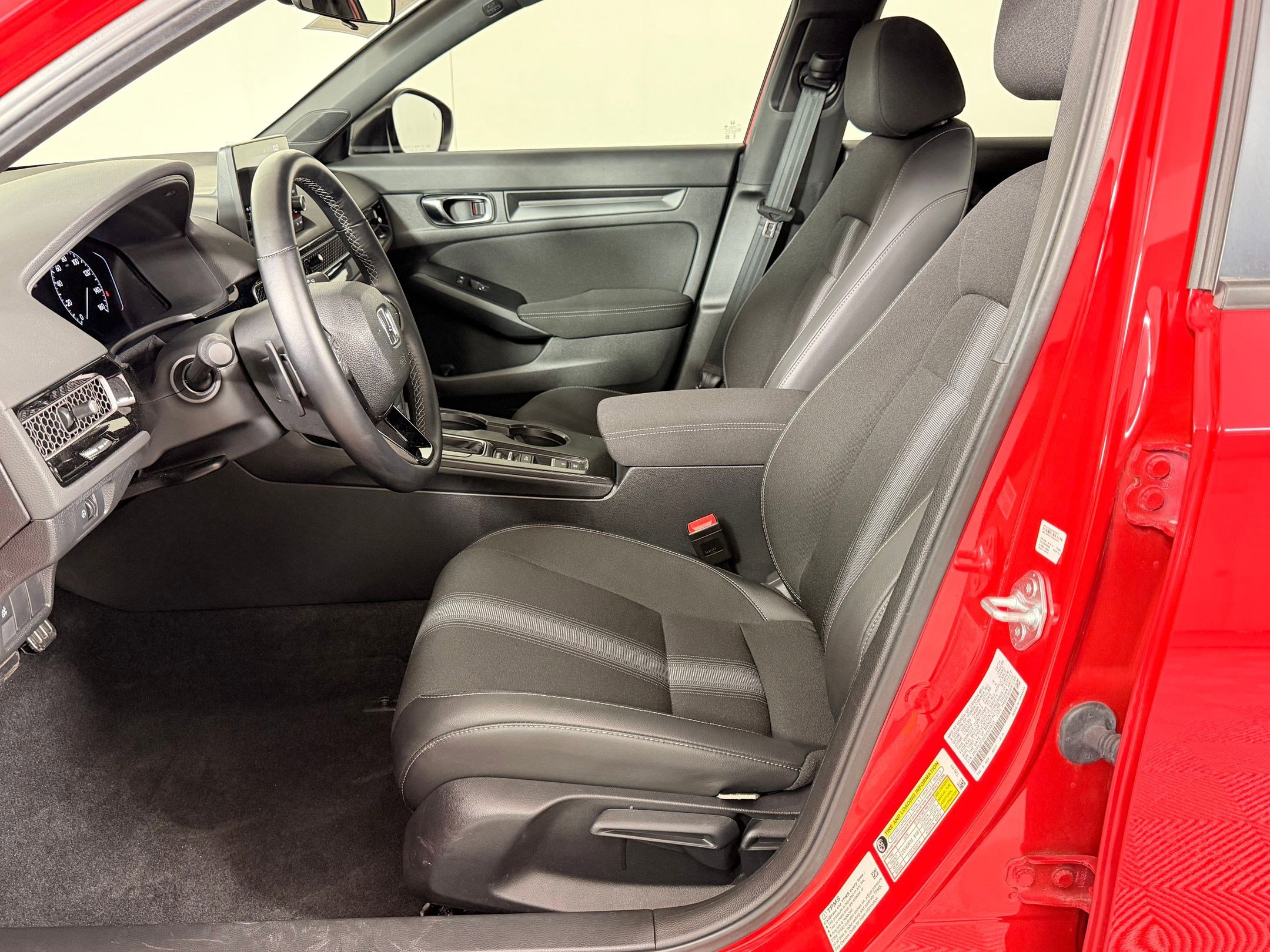 Certified 2025 Honda Civic Sport image 5