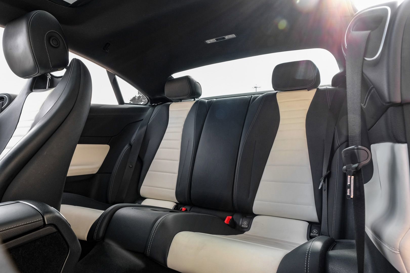 Used 2020 Mercedes-Benz E 450 Coupe image 38