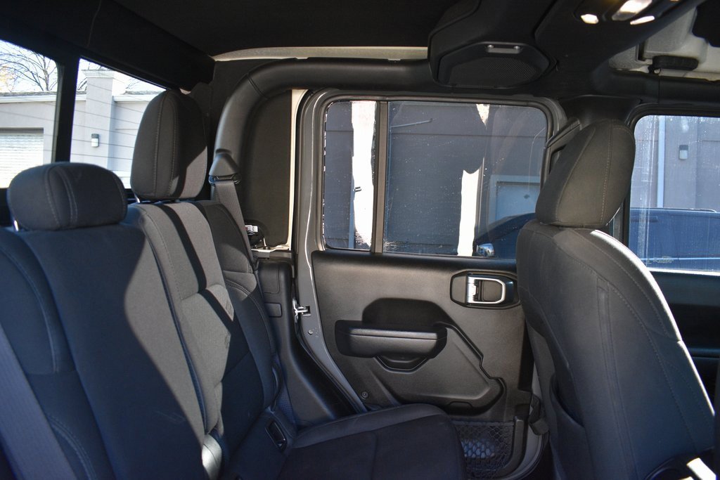 Used 2022 Jeep Gladiator Willys image 26