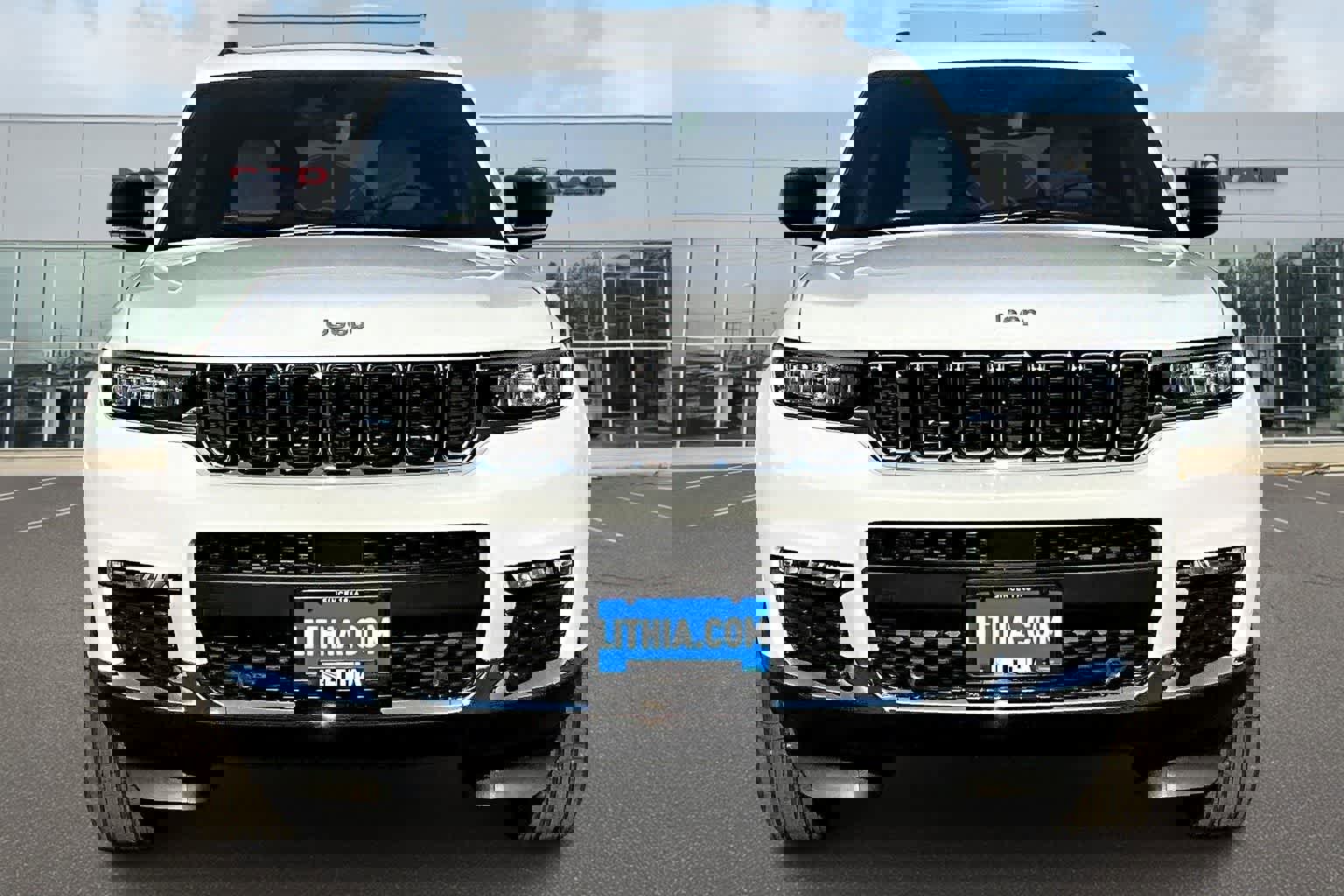 New 2025 Jeep Grand Cherokee L Limited w/ Luxury Tech Group II image 6