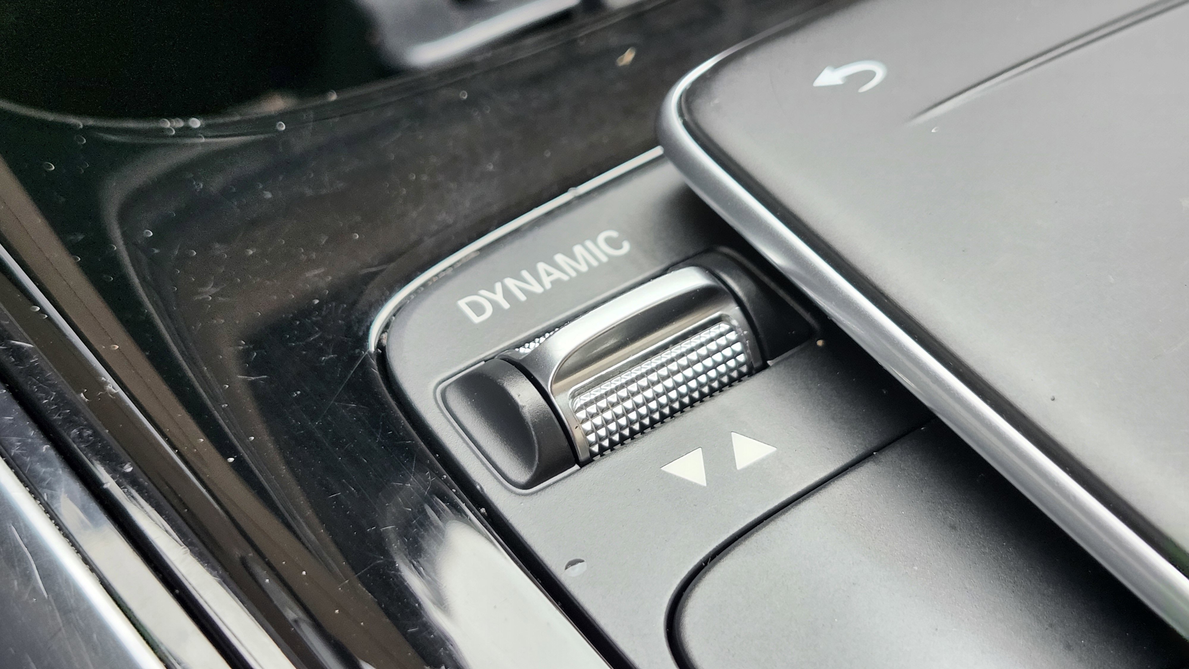 Used 2021 Mercedes-Benz GLA 250 4MATIC w/ Premium Package image 32