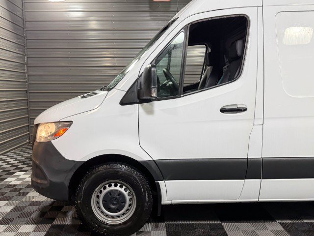 Used 2021 Mercedes-Benz Sprinter 2500 image 34
