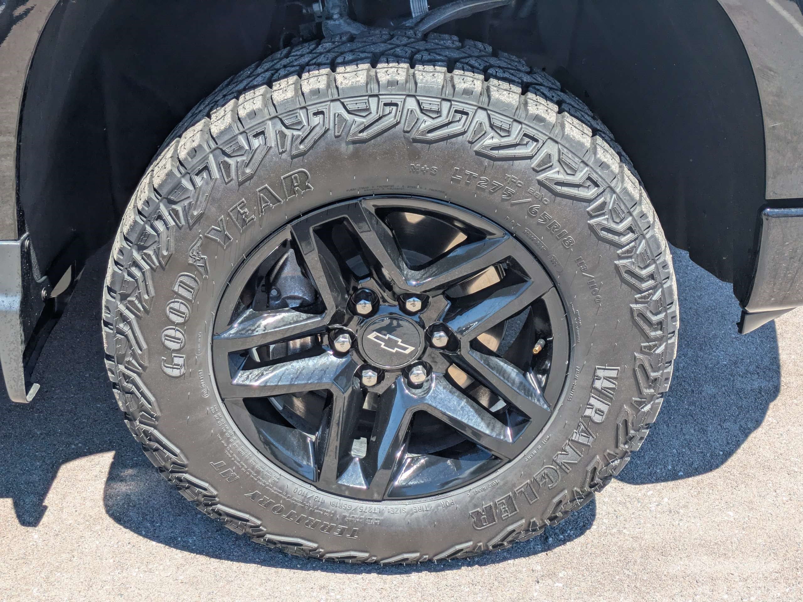 Used 2024 Chevrolet Silverado 1500 LT Trail Boss w/ Convenience Package II AWD/4WD image 11