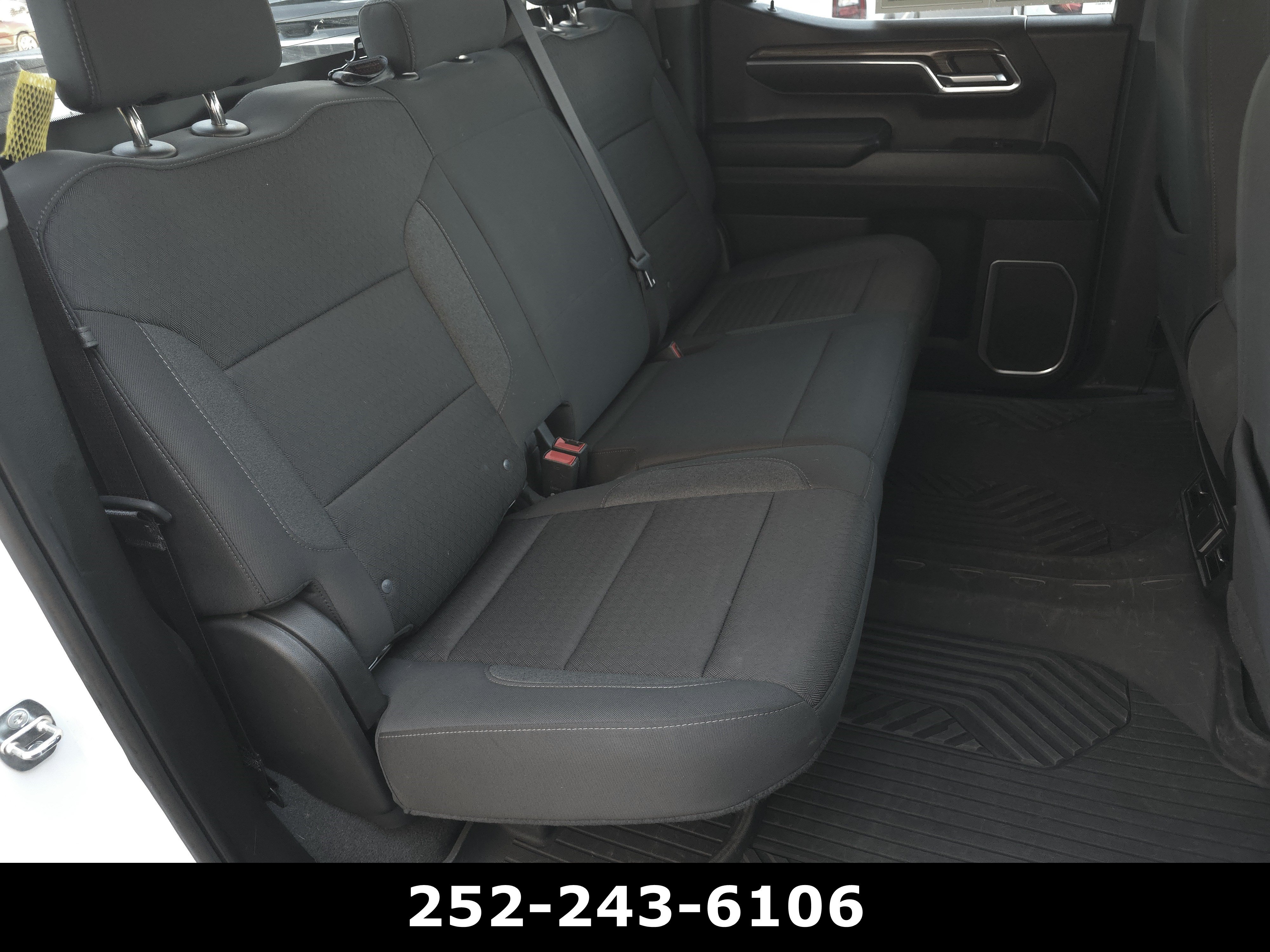 Used 2023 Chevrolet Silverado 1500 LT AWD/4WD image 36