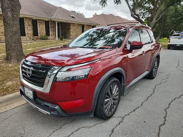 Used 2023 Nissan Pathfinder SL w/ SL Premium Package