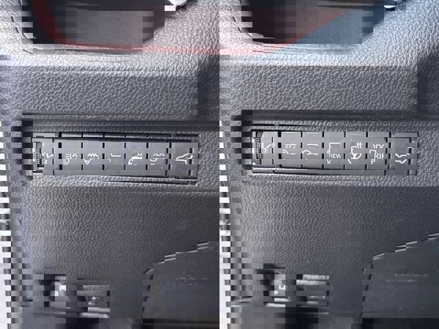 Used 2023 Toyota RAV4 Limited image 25