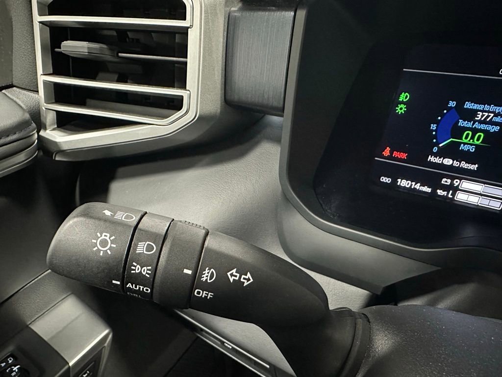 Used 2025 Toyota Tundra Platinum image 21