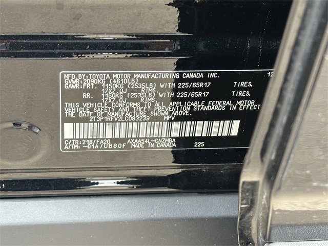 Used 2020 Toyota RAV4 XLE image 32