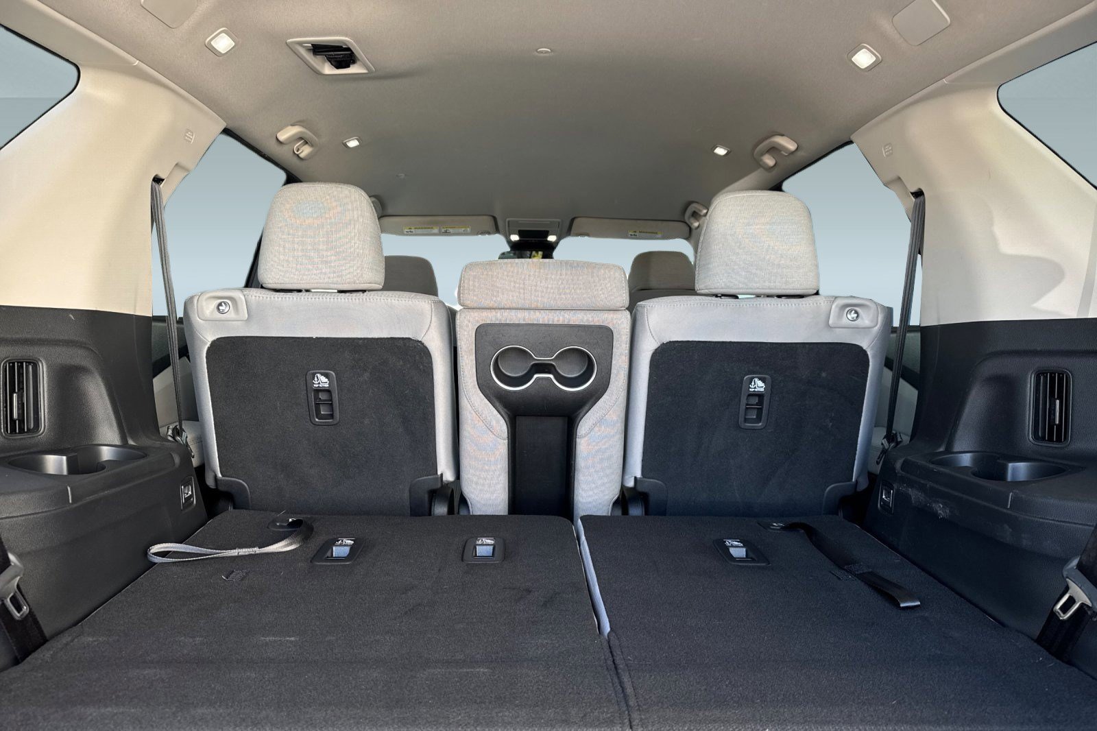 Certified 2023 Honda Pilot LX image 32