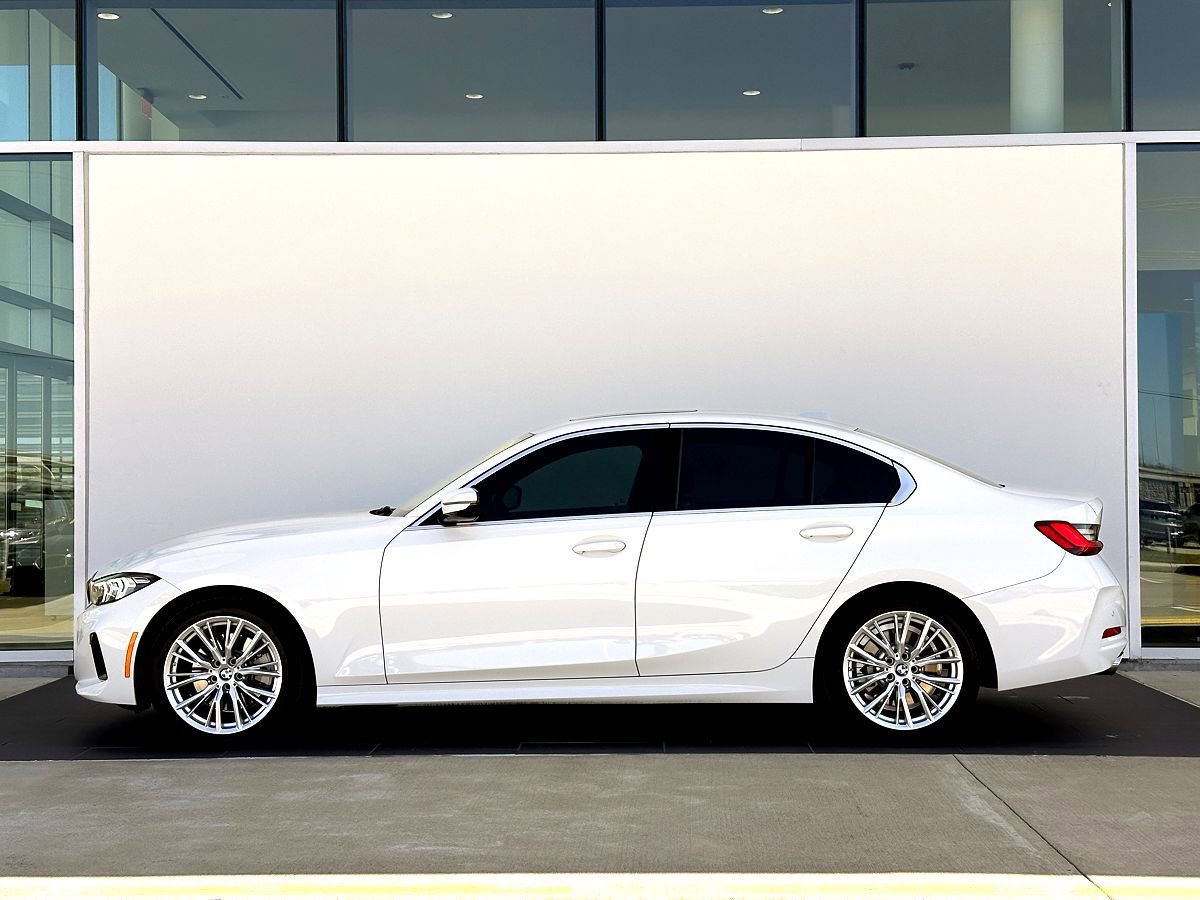 Certified 2024 BMW 330i Sedan w/ Convenience Package image 8