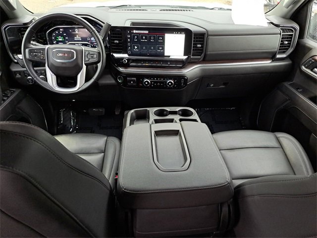 Used 2025 GMC Sierra 1500 SLT image 10