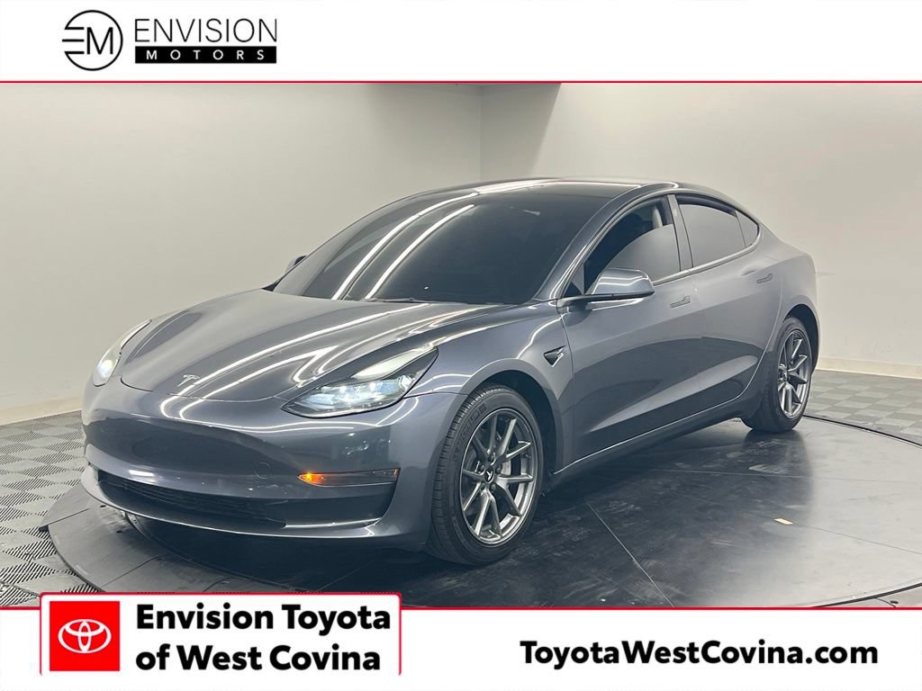 Used 2023 Tesla Model 3 Standard Range RWD image 1