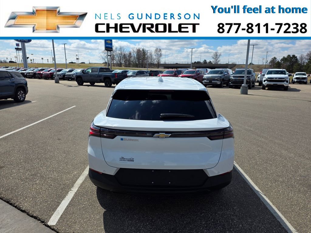 New 2026 Chevrolet Equinox EV LT w/ Comfort Package FWD image 6
