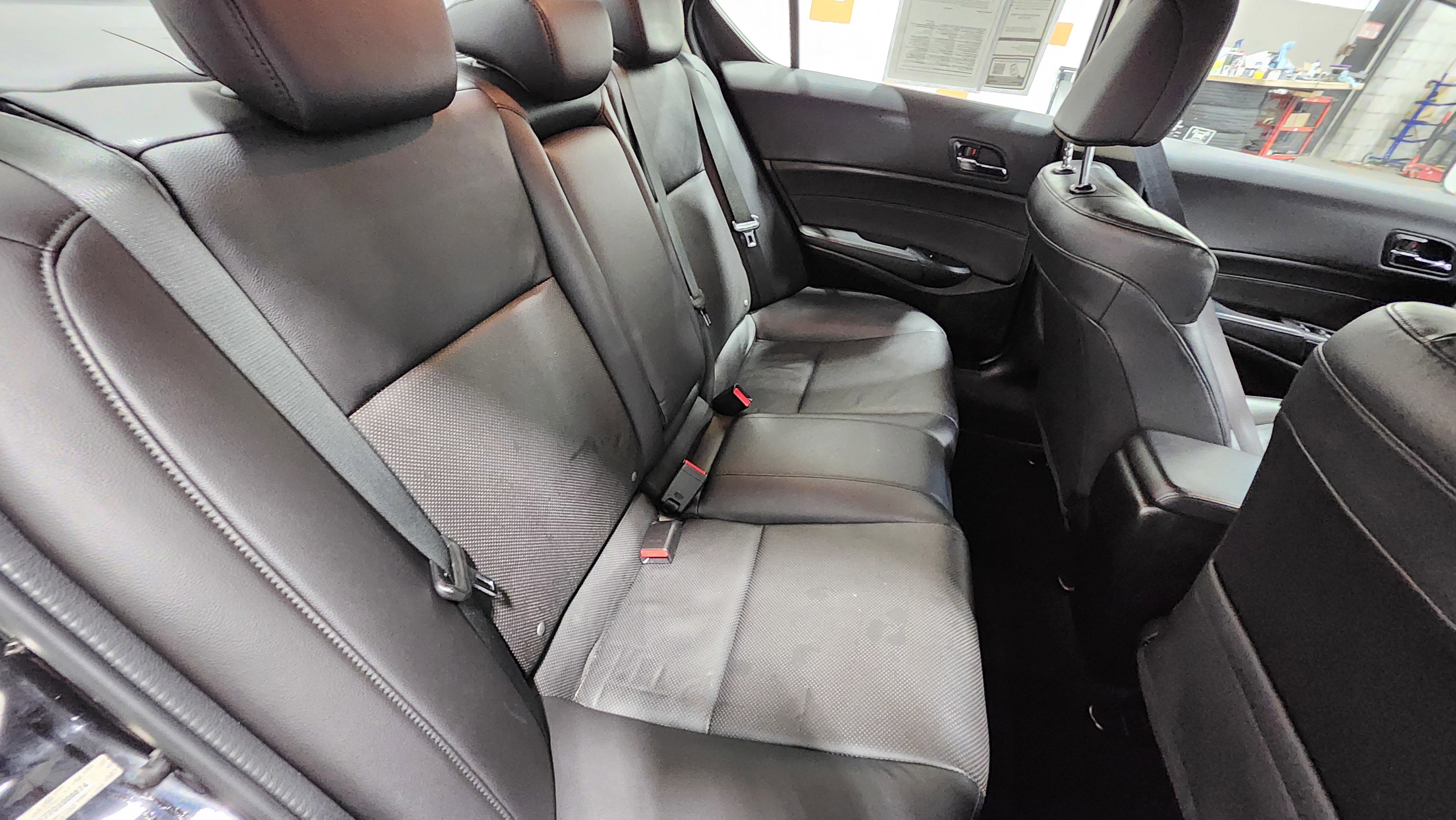 Used 2013 Acura ILX w/ Technology Package image 20