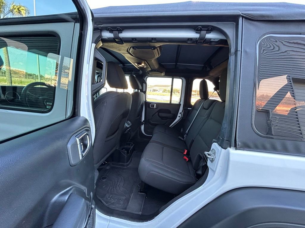 Used 2022 Jeep Wrangler Unlimited Sport image 49