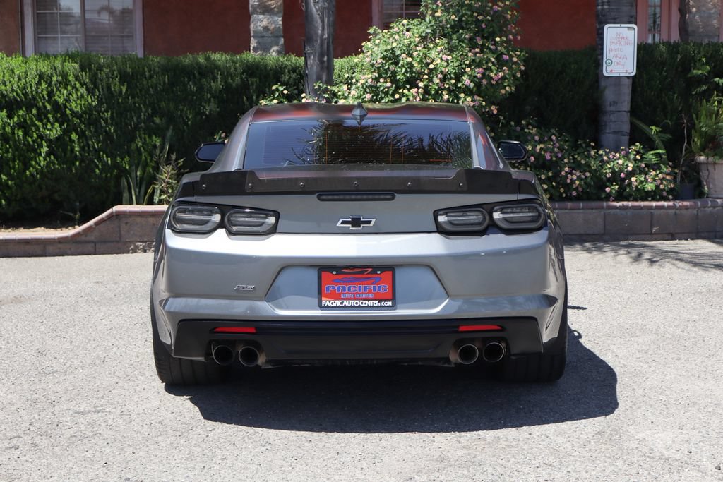 Used 2021 Chevrolet Camaro SS RWD image 7