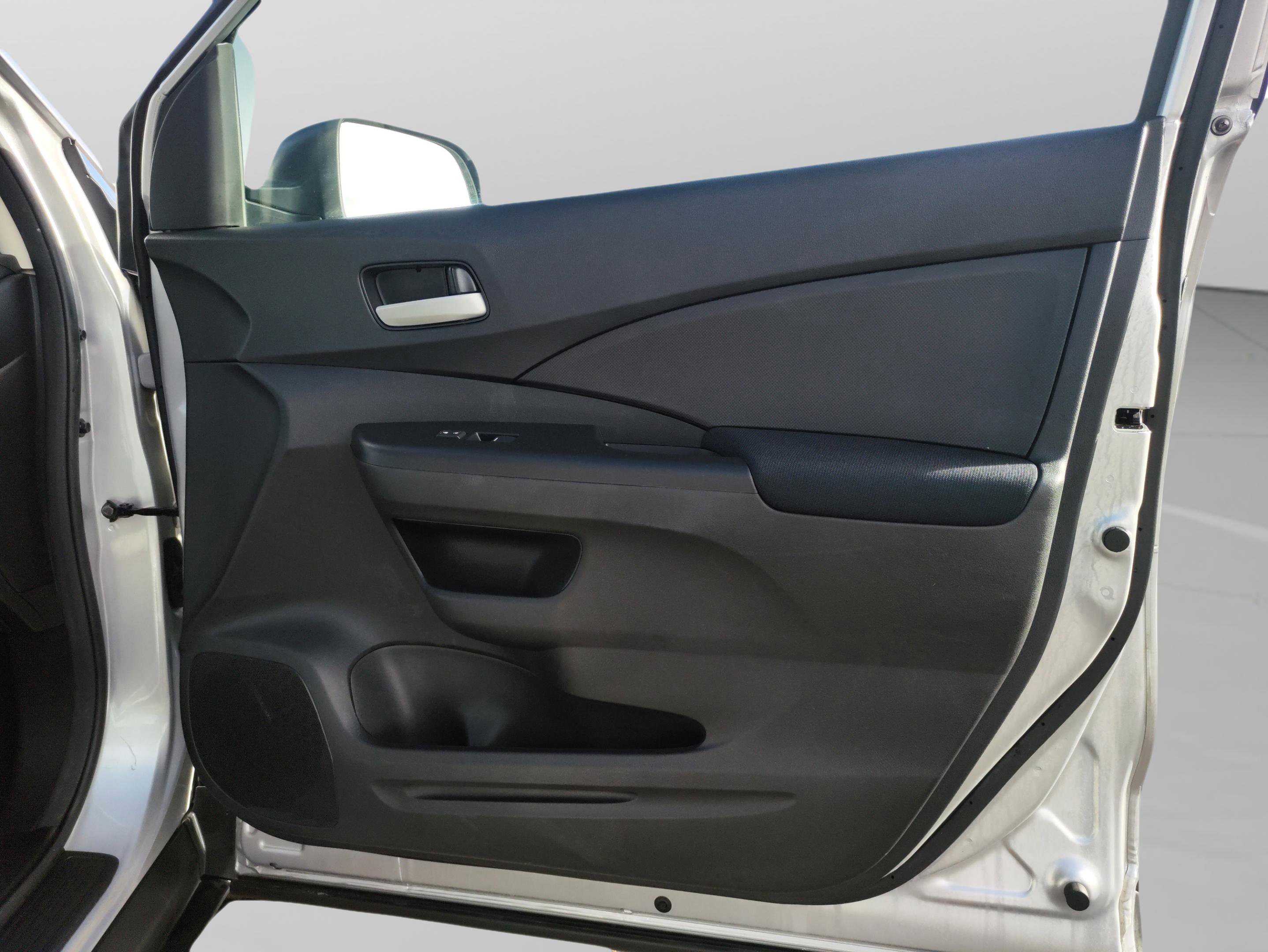 Used 2016 Honda CR-V LX image 27