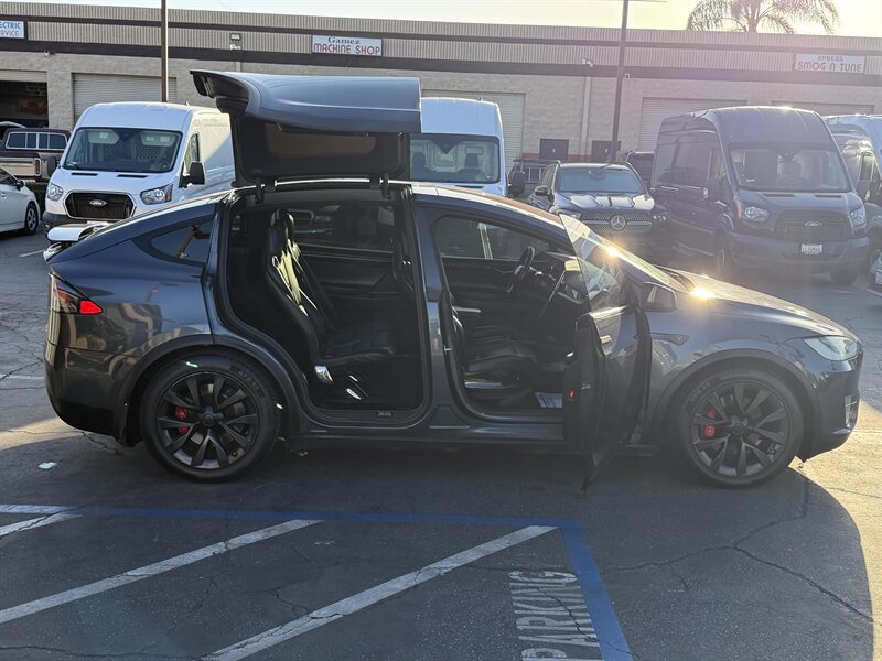 Used 2016 Tesla Model X P90D AWD/4WD image 6