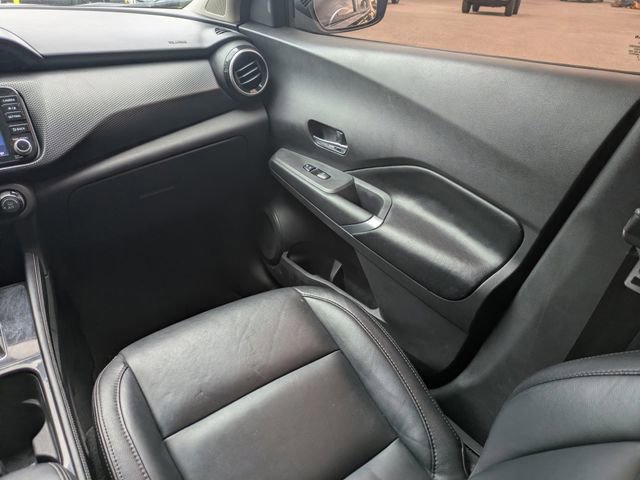 Used 2022 Nissan Kicks SV image 19