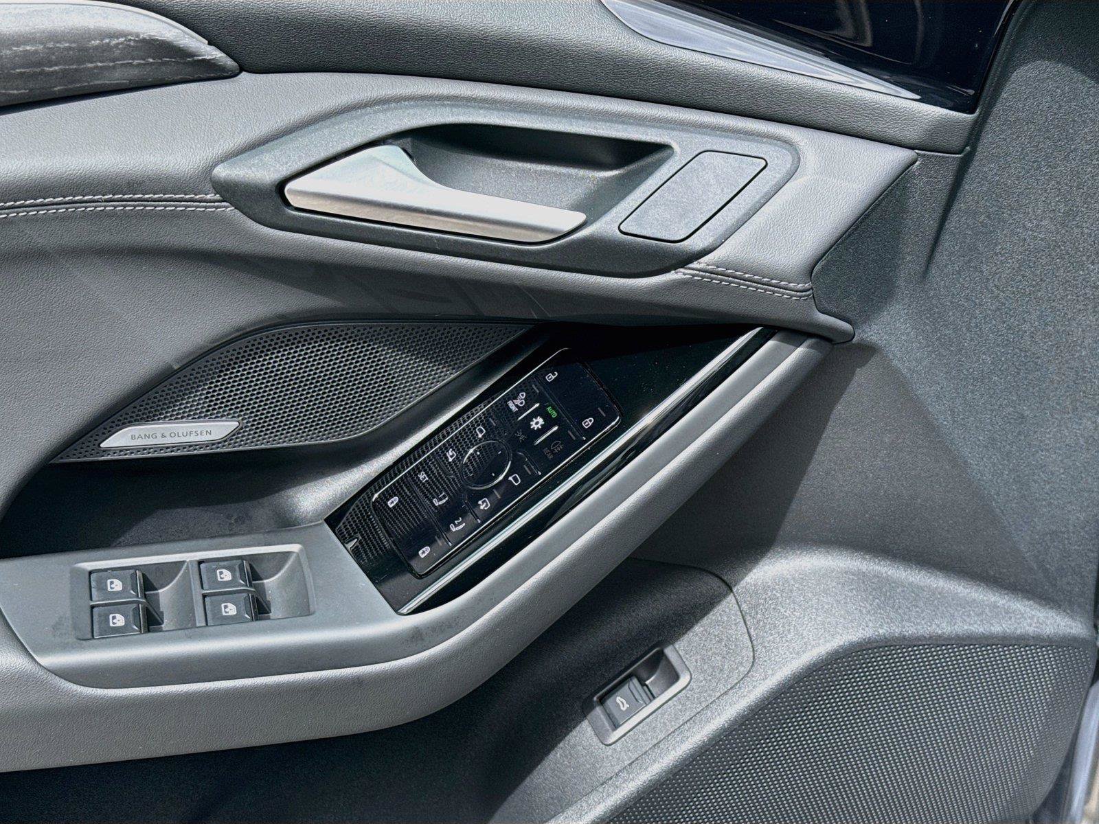 Certified 2025 Audi A6 e-tron Premium Plus w/ Premium Plus RWD image 18