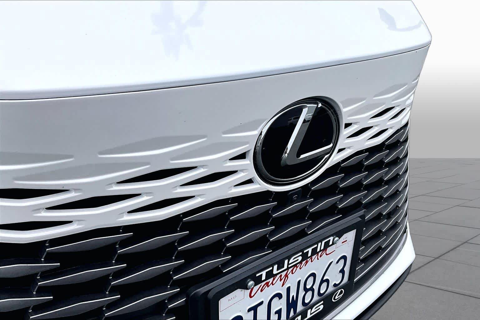 Used 2025 Lexus RX 350h w/ Convenience Package AWD/4WD image 30