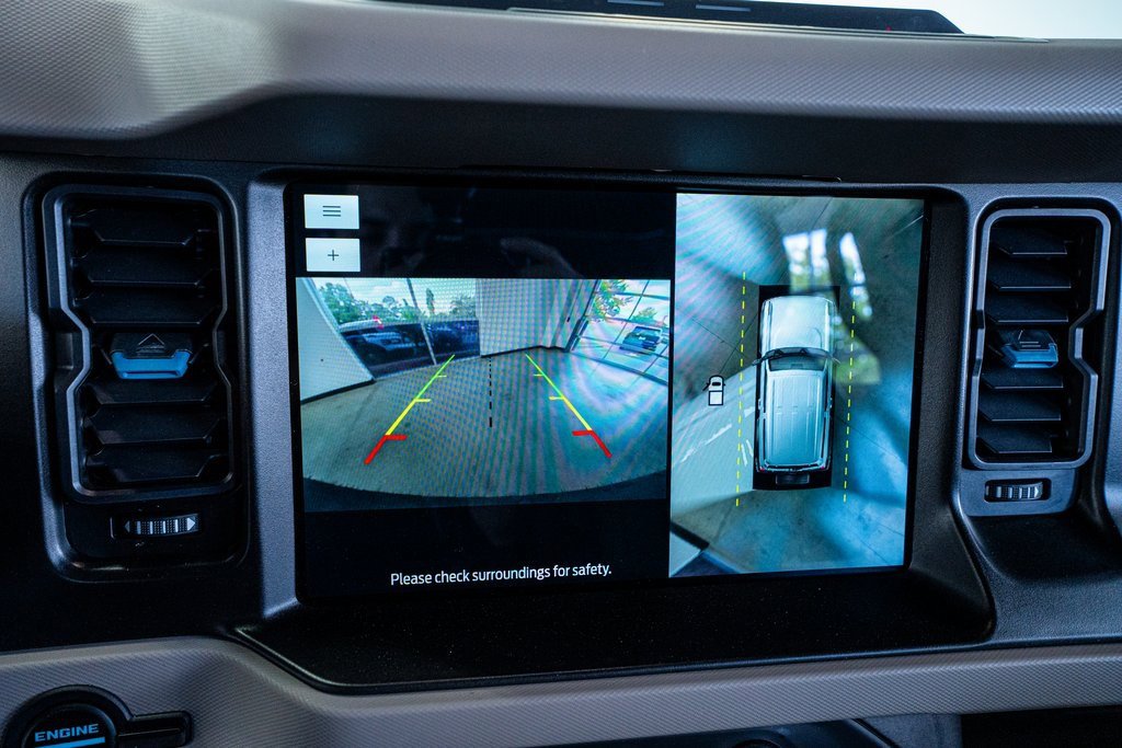 Used 2023 Ford Bronco Wildtrak image 42