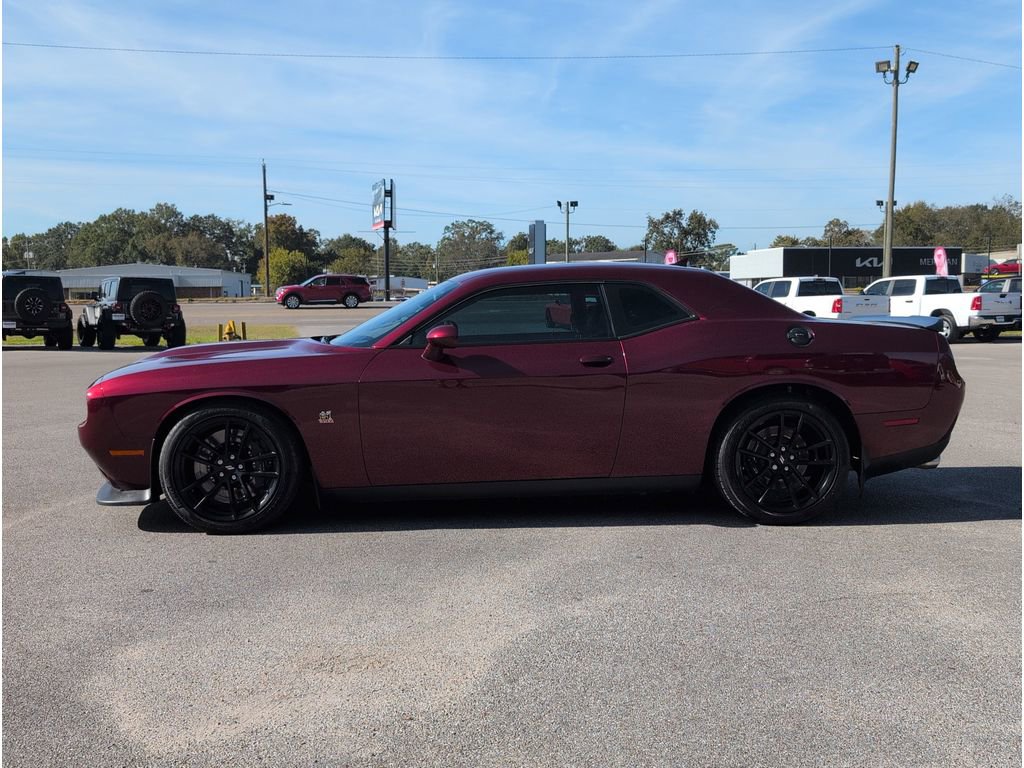 Used 2022 Dodge Challenger R/T Scat Pack w/ Dynamics Package image 2