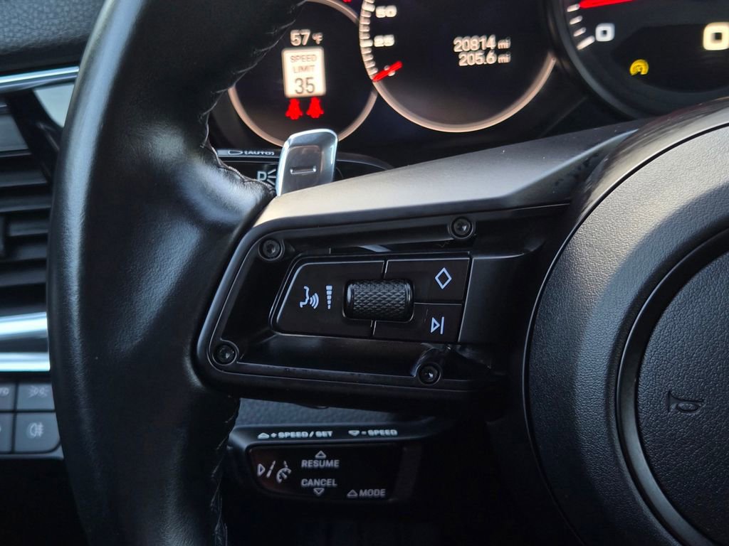 Used 2022 Porsche Panamera Platinum Edition RWD image 36