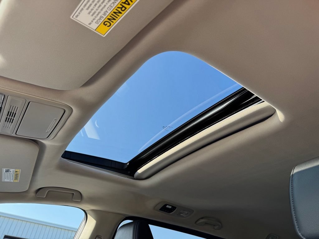 Used 2025 Honda Odyssey EX-L image 12