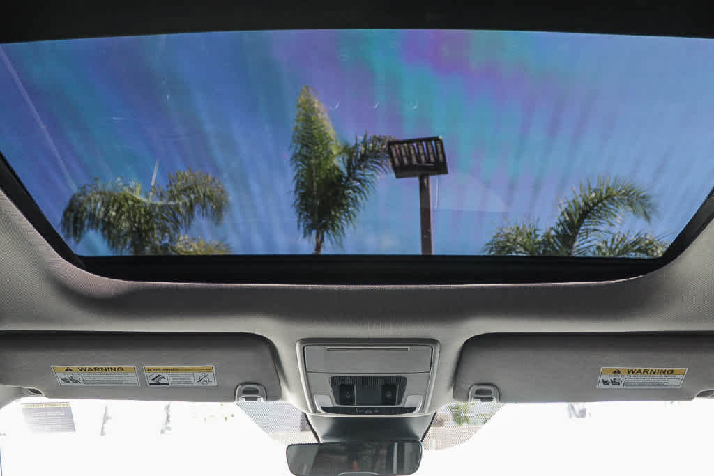 Used 2023 Honda Pilot Elite image 16