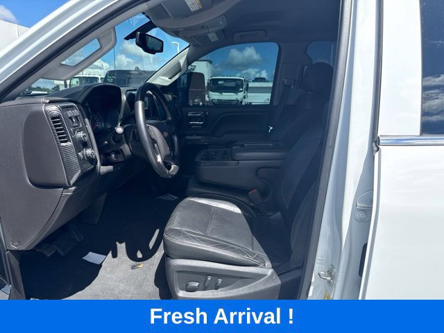 Used 2019 Chevrolet Silverado 2500 LTZ w/ Duramax Plus Package AWD/4WD image 2
