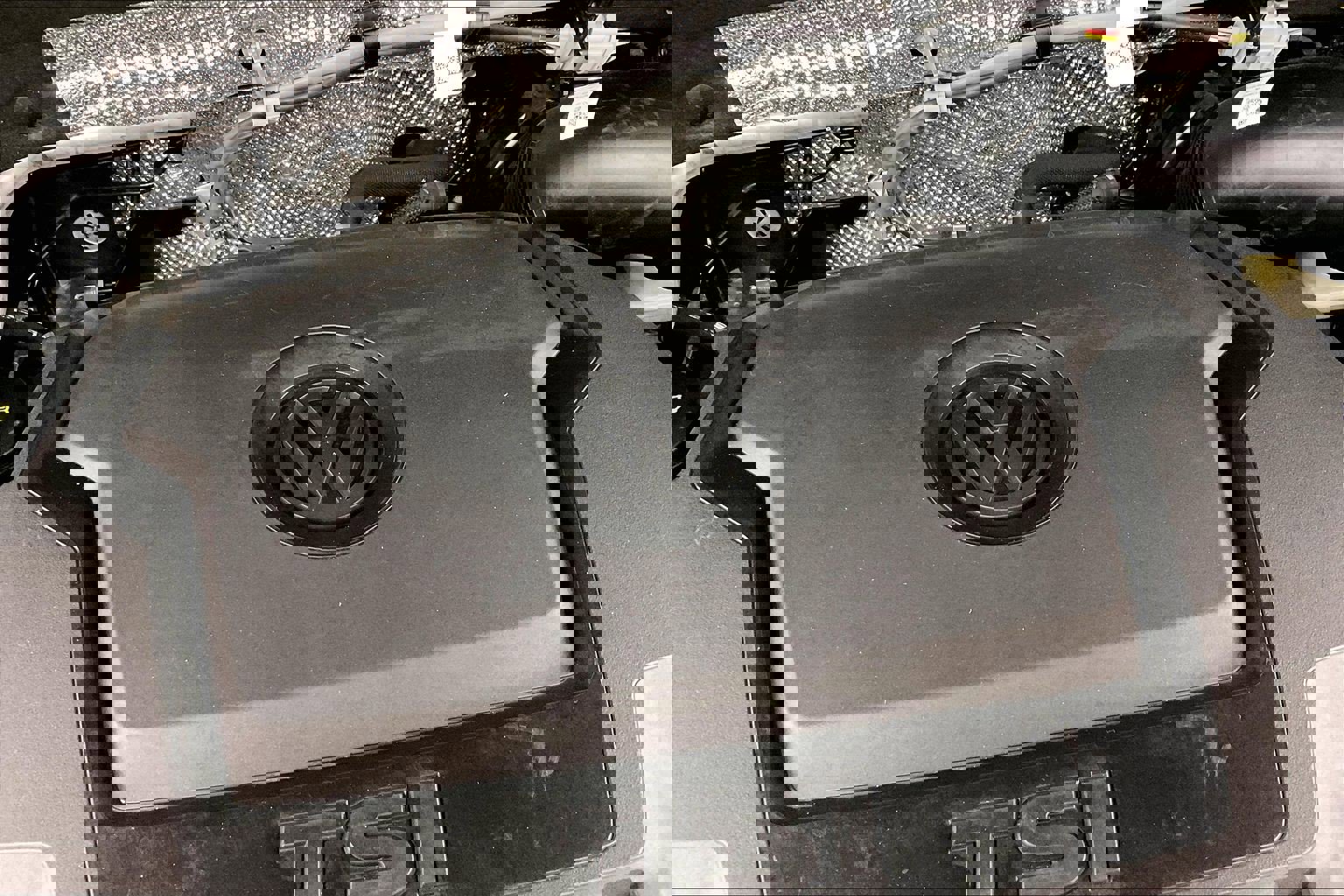 Used 2023 Volkswagen Tiguan SE FWD image 37