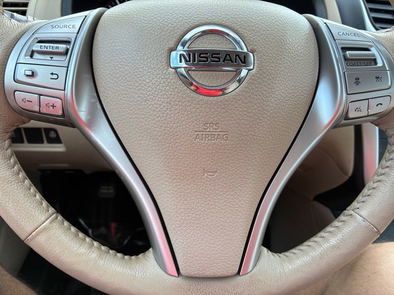 Used 2016 Nissan Altima 2.5 SL w/ 2.5 Technology Package FWD image 9
