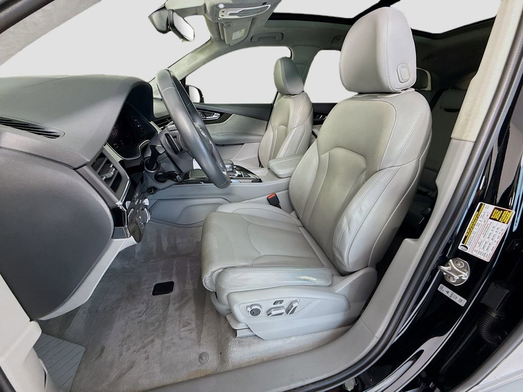 Used 2018 Audi Q7 3.0T Prestige w/ Prestige Package image 20