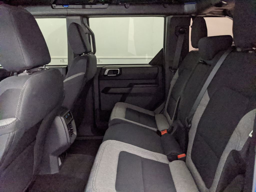 New 2025 Ford Bronco 4-Door image 23