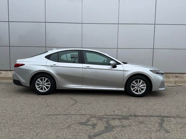 Certified 2026 Toyota Camry LE image 33