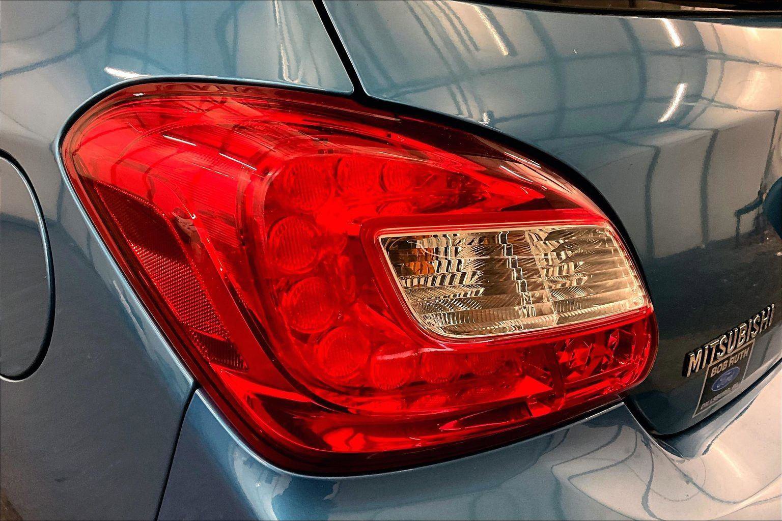 Used 2019 Mitsubishi Mirage ES image 28